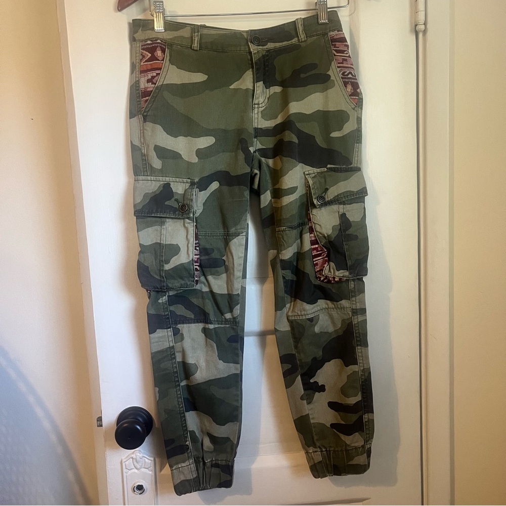 Urban Outfitters BDG Camouflage Jogger